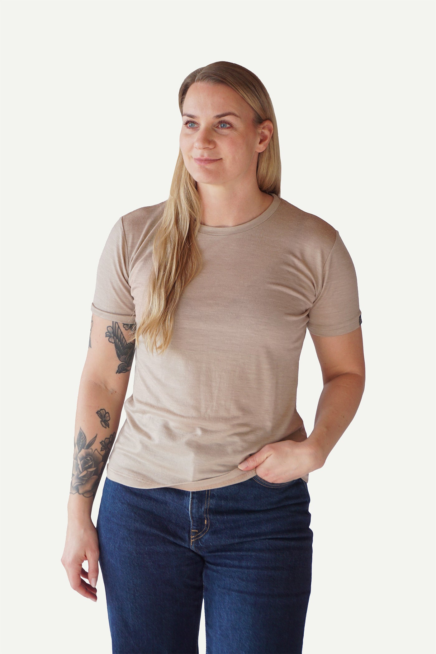 Lanullva Basic T-Skjorte Dame, Linen