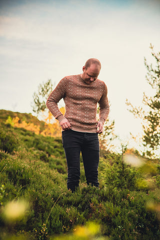 Lanullva Patterned Crewneck, Vinjegrey / Naustrød
